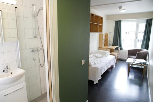 Single Room with Bathroom