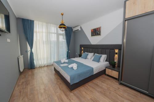 18 FLOOR, Батуми (фото 10)