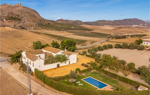 Awesome Home In Teba With Kitchen