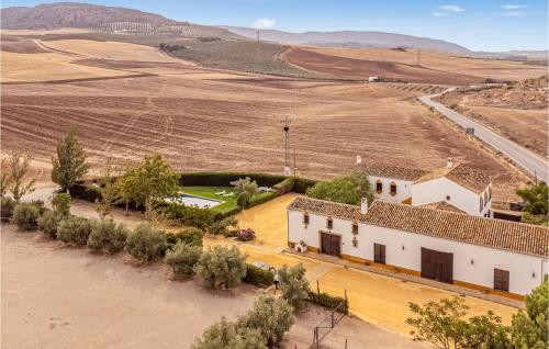 Awesome Home In Teba With Kitchen