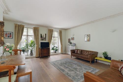 Covent Garden Superior Two Bedroom Aparment on Strand