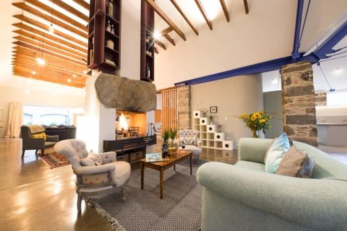 Seadmed, Menzies Steading in Aberfeldy