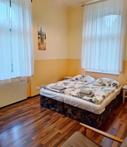 Apartmán Nad hradem - Apartment - Týnec nad Sázavou