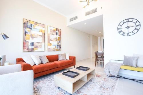 Elite LUX Holiday Homes - Serene Golf View Living 1 BHK in Damac Hills Dubai, Dubaï (photo 4)