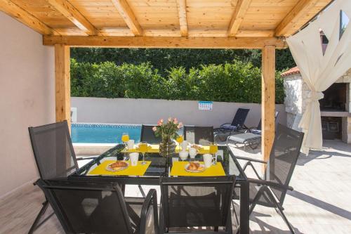 LIFE - NEW and LUXURY holiday house, Kaštela (Foto 10)