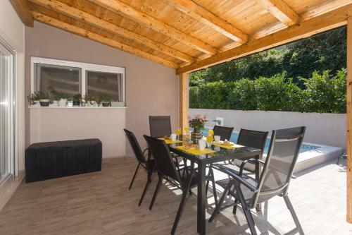 LIFE - NEW and LUXURY holiday house, Kaštela (Foto 9)