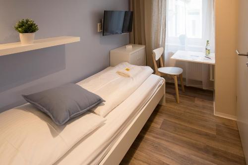 GuestHouse Köhn51, stilvoll & eigene Teeküche, Nürnberg (photo 4)