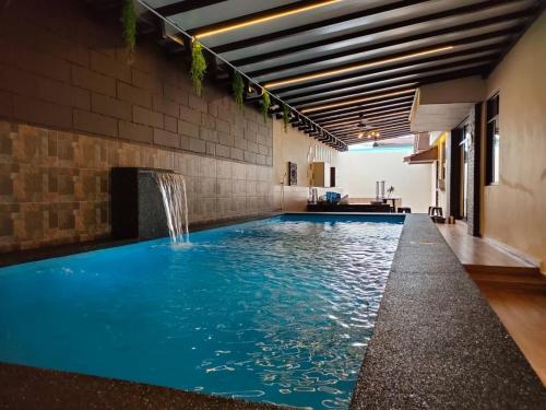 Villamax Klebang Beach Homestay Melaka 25 Pax 6R4B, Malacca