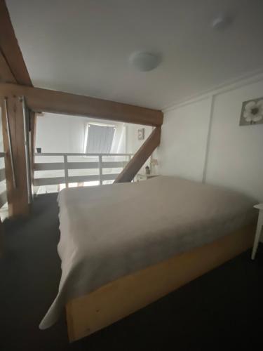  Bed & Breakfast Ytsma State in Follega