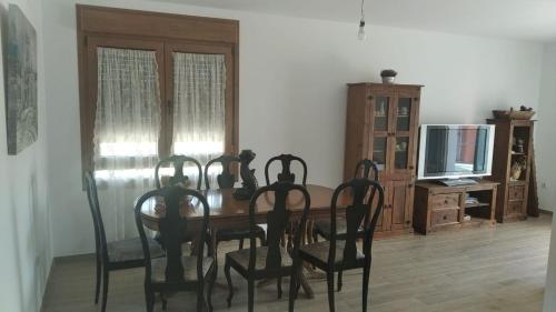 Koplietošanas atpūtas telpa ar TV, Chalet de artistas in Vadocondes
