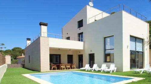 Villa with Sea View