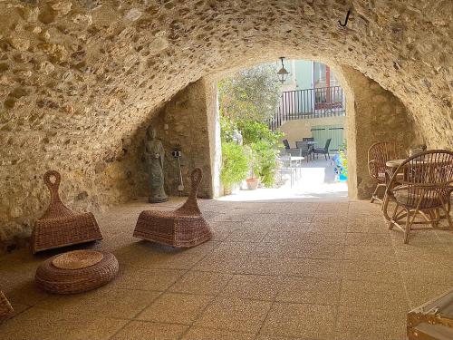 Iekārtas, Domaine la coquillade in Autignac