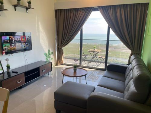 Imperio Residence with Private Bathtub by Lets Stay Room Type - Apartment with Sea View
