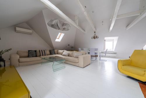 Old Town - Vana Turg Apartment, Tallinn (photo 2)