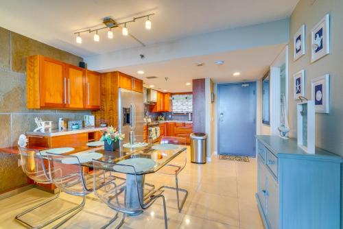 Tropical Retreat with Pool and Tennis Courts in Hudson in ฮัตสัน(FL)