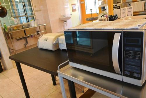 GRAYHAUS Spacious Bungalow & Garden Villa - SS3 Petaling Jaya, near Sunway - Stay Only NO EVENTS GRAYHAUS Spacious Bungalow & Garden Villa - SS3 Petaling Jaya, near Sunway - Stay Only NO EVENTS