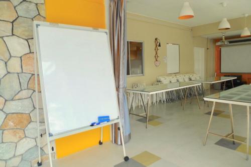 GRAYHAUS Spacious Bungalow & Garden Villa - SS3 Petaling Jaya, near Sunway - Stay Only NO EVENTS GRAYHAUS Spacious Bungalow & Garden Villa - SS3 Petaling Jaya, near Sunway - Stay Only NO EVENTS