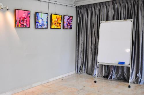 GRAYHAUS Spacious Bungalow & Garden Villa - SS3 Petaling Jaya, near Sunway - Stay Only NO EVENTS GRAYHAUS Spacious Bungalow & Garden Villa - SS3 Petaling Jaya, near Sunway - Stay Only NO EVENTS