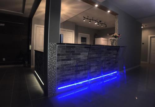 Modern, Cheerful 2BD 1BR Apt+Free parking in Halifax (NS)
