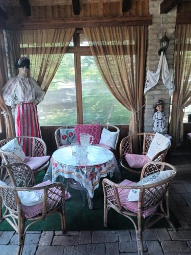 ห้องส่วนกลางสำหรับนั่งเล่น/ดูทีวี, Apartments Bakine Carolije in คารานัค