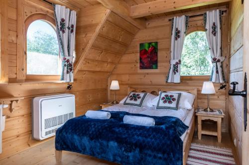 Three-Bedroom House image 3