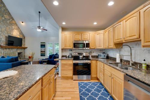 Waterfront Hartfield Vacation Rental w/ Dock! in Irvington (VA)