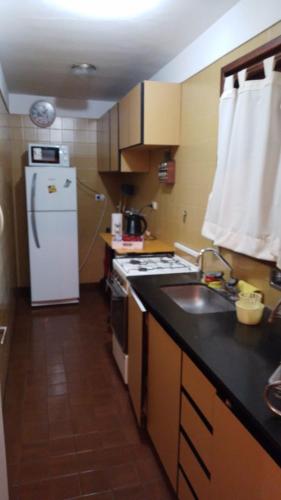 One-Bedroom Apartment image 4