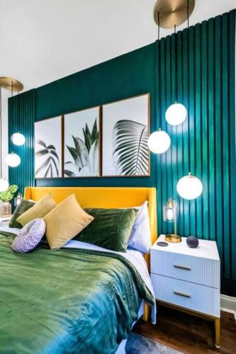 Stylish & Fun Home, Long-term friendly, King in Baton Rouge, USA