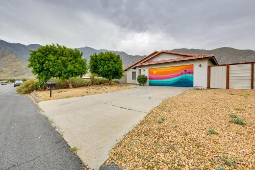 Bright Palm Springs Home with Patio and Grill! in Palm Springs, USA