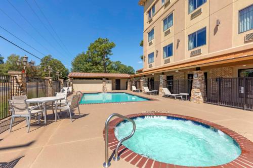 Best Western Plus Classic Inn And Suites