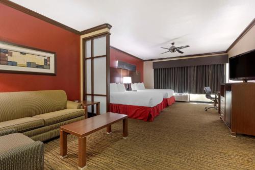 Best Western Plus Classic Inn & Suites in Center (Texas)