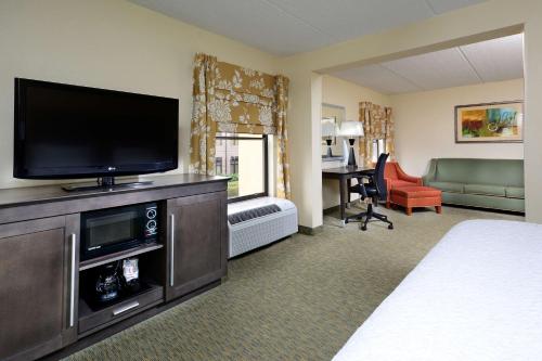 Hampton Inn Raleigh/Town of Wake Forest