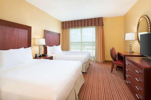 Queen Suite with Two Queen Beds - Wellness Allergy Friendly