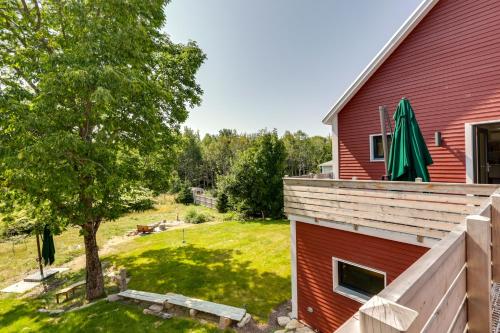 Acadia Home w/ Rooftop Deck - Close to Trails! in Otter Creek