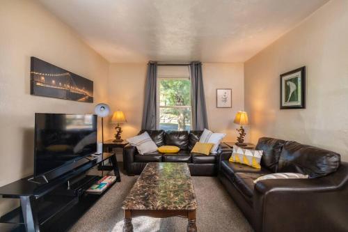 Entire house 3 bedroom Twin Cities, Specious, Entire House, AC in Saint Paul, USA