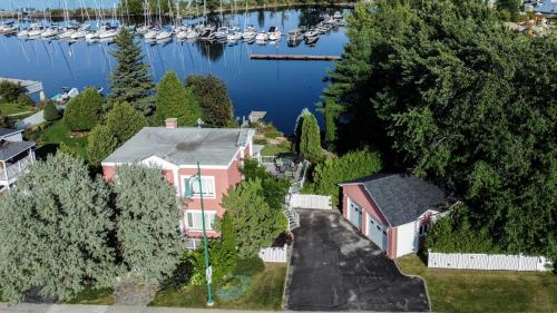 . La Perle Rose du Lac-St-Jean