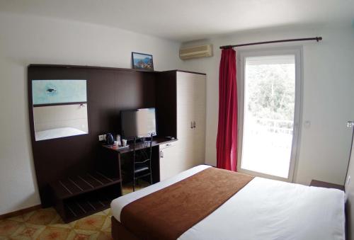 1 double bed
