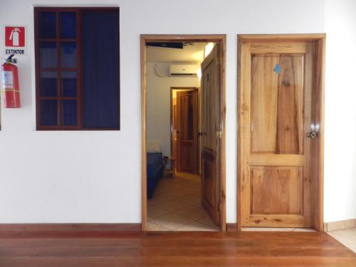Instalaciones, Hostal Yaku Montanita in Montañita