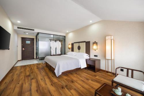 鸿胪花园酒店 入住赠送百威啤酒2瓶 鸿胪花园酒店 入住赠送百威啤酒2瓶