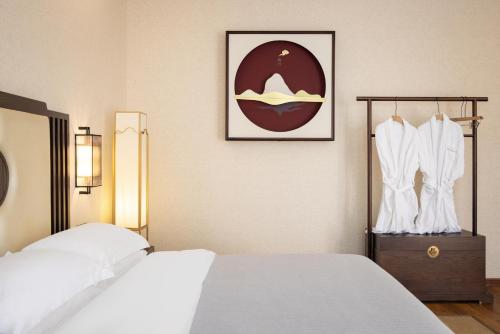 鸿胪花园酒店 入住赠送百威啤酒2瓶 鸿胪花园酒店 入住赠送百威啤酒2瓶