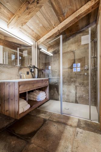 Shower, Schonwieshutte in Hinterglemm