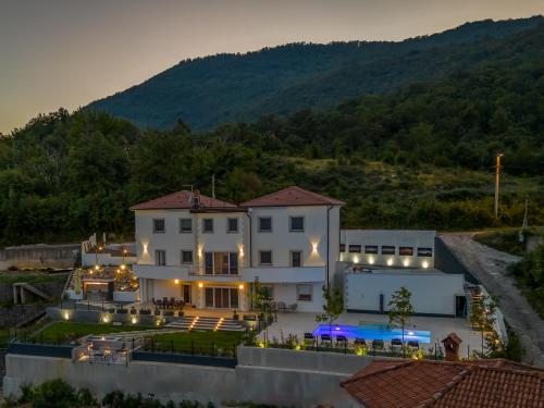 Carrera, Luxury villa with private pool near Opatija, Veprinac (fotografie 7)