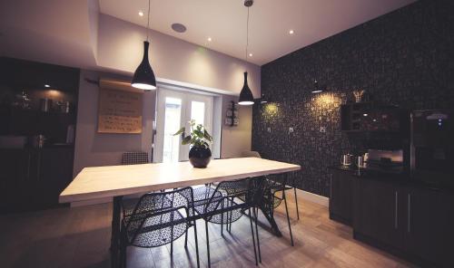 BEST WESTERN PLUS Delmere Hotel - image 5