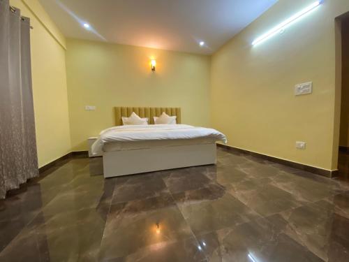 Superior Suite image 7