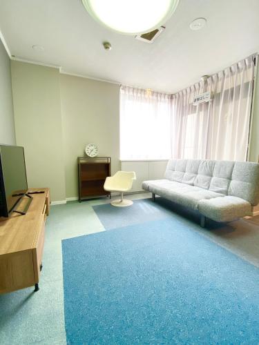 ROSE ROOM 3