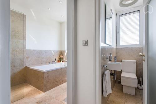 Penthouse Terrace Frankfurt, Francoforte sul Meno (foto 10)