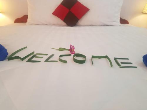 Double Room image 10
