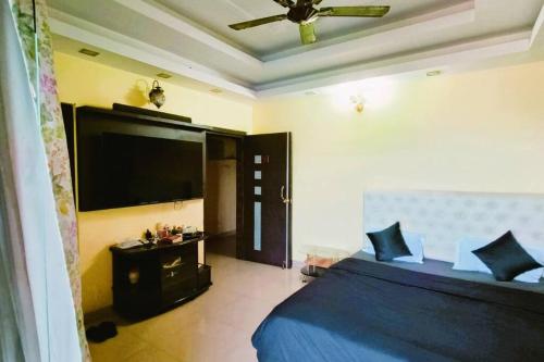 Cozy 3BHK Airbnb in VIP Road, Sixmile