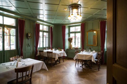 Ресторан, FLÜHLI Hotel Kurhaus (FLUHLI Hotel Kurhaus) in Флулі