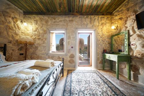 Aysel Inn House Room Type - Queen Room with Balcony